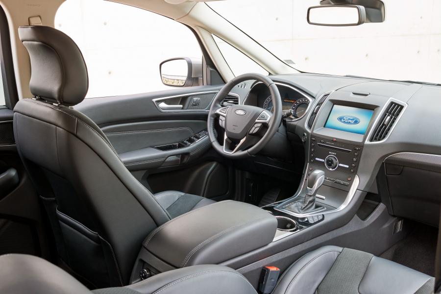  Ford S-Max 2015 года  (фото 13 из 30)